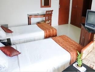 Hotel Peninsula เชนไน ภายนอก รูปภาพ